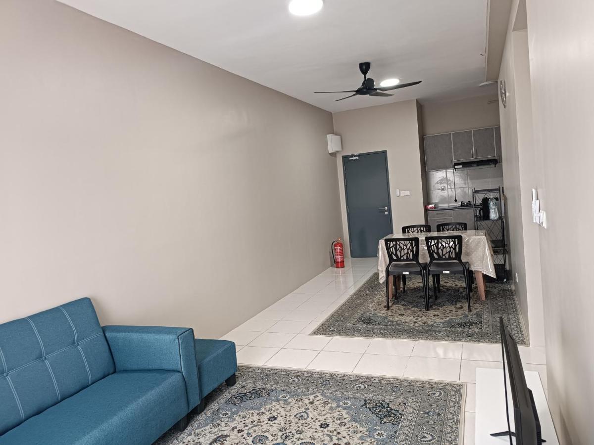 Aisy Homestay Putrajaya Cyberjaya Klia Кампунг Денгкил Экстерьер фото