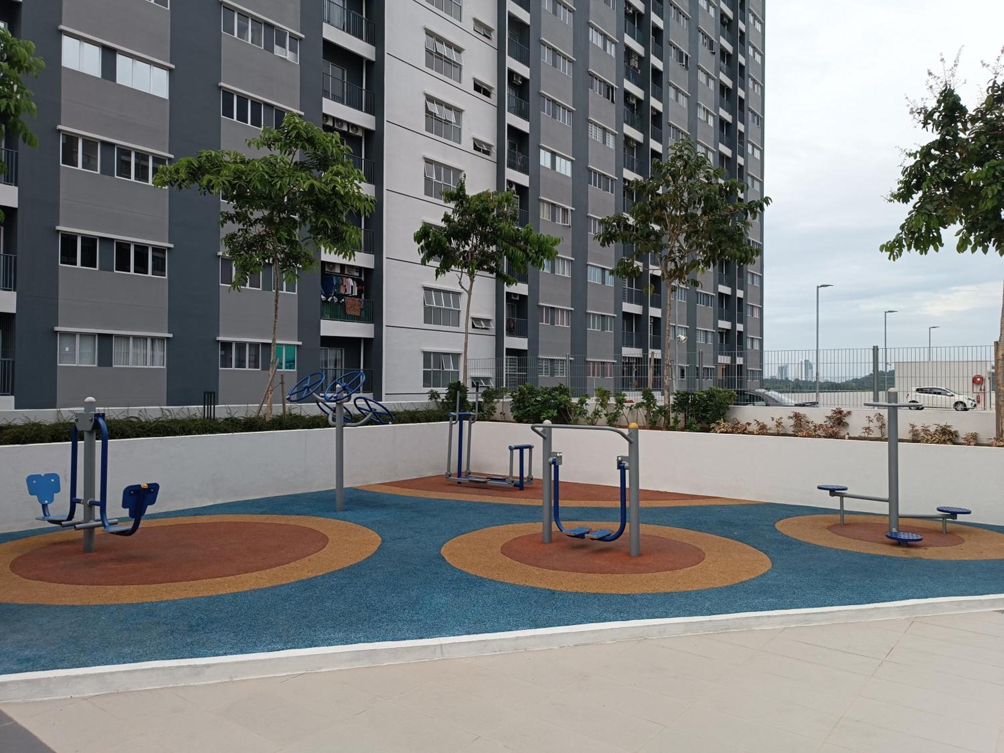 Aisy Homestay Putrajaya Cyberjaya Klia Кампунг Денгкил Экстерьер фото