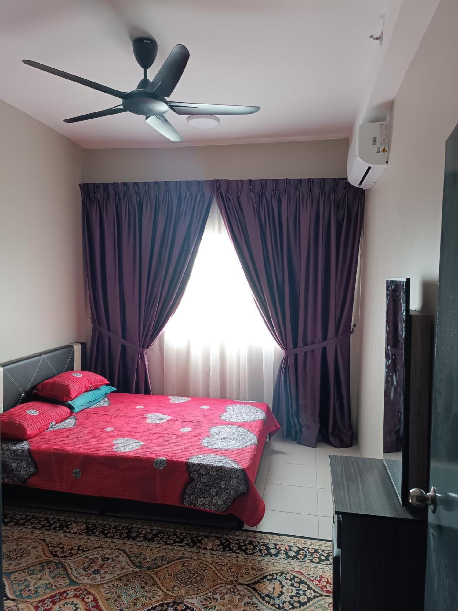 Aisy Homestay Putrajaya Cyberjaya Klia Кампунг Денгкил Экстерьер фото